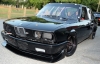 Závodní BMW E28 M5